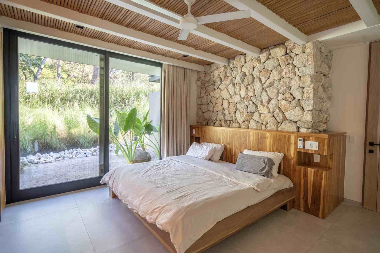 Contemporary Coastal Pool Home, Tamarindo, Guanacaste