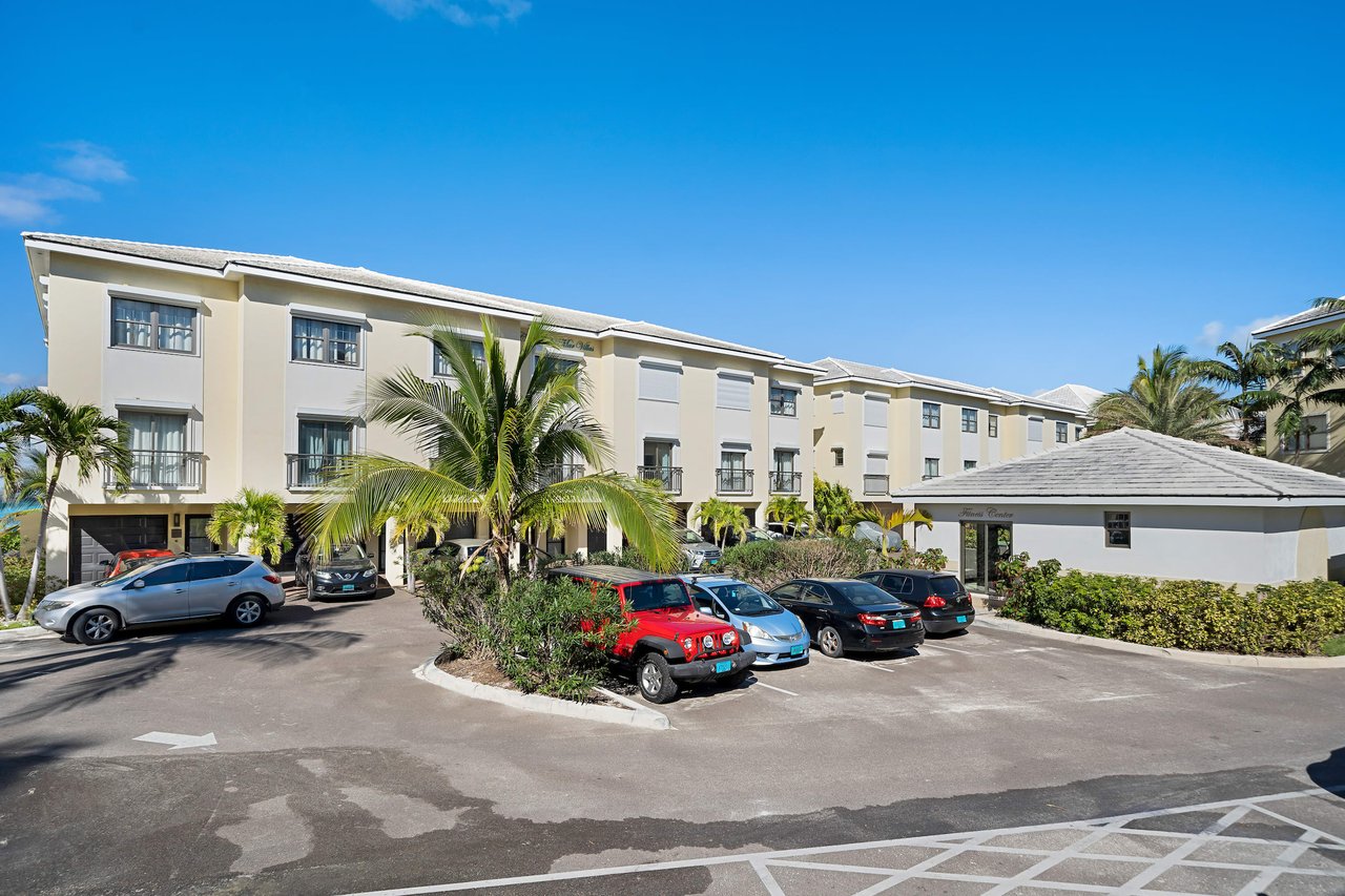 Chateau Del Mar, Colombus Cove