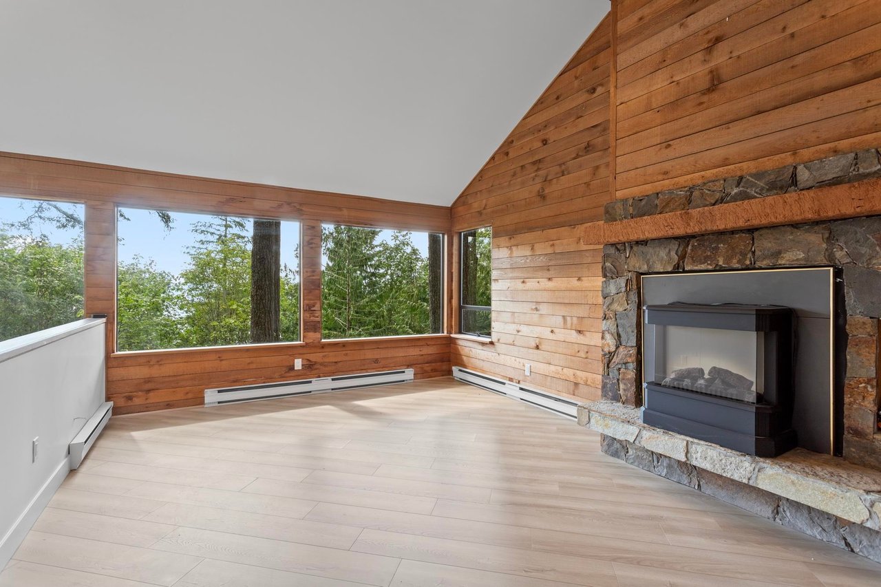 60 Sunset Dr