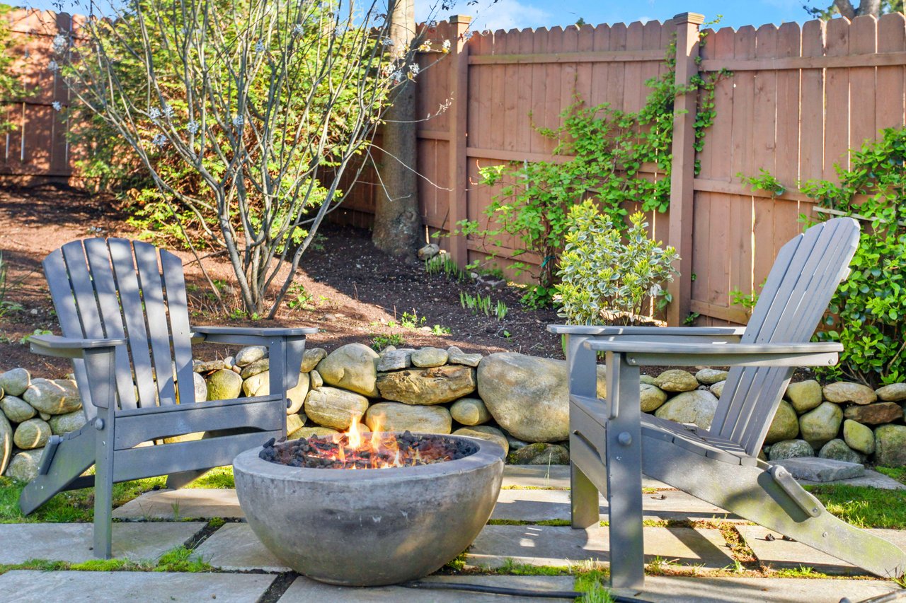 111 Toll House Lane, Fairfield