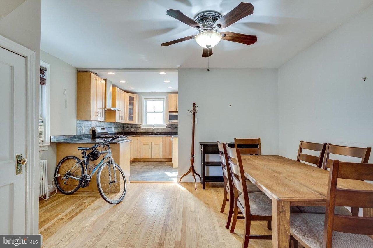 434 Longfellow St NW