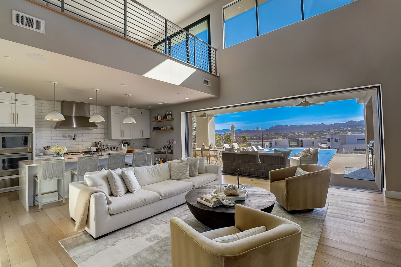 12 Highland Cove Lane
