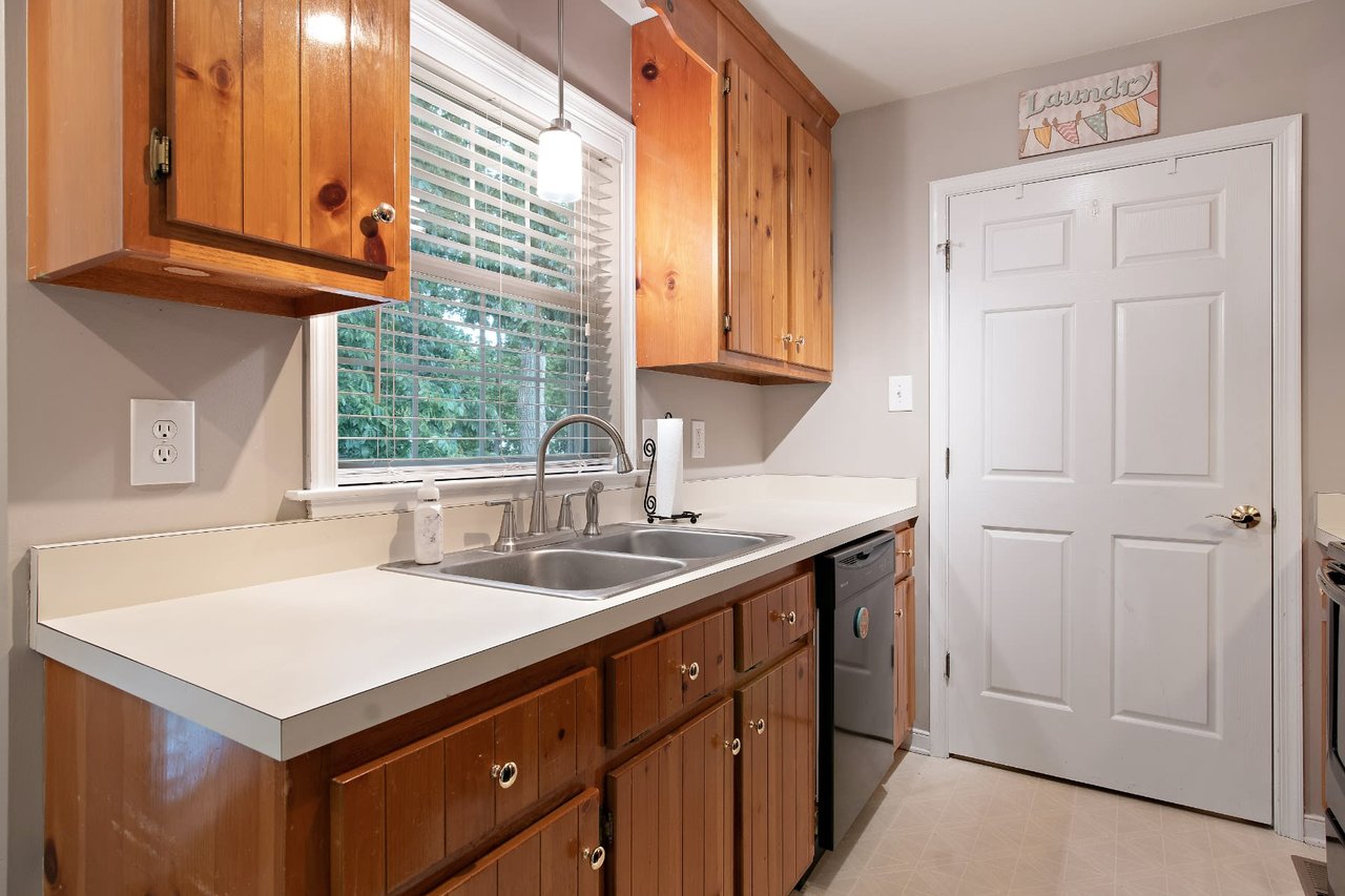 7937 Featherchase Place