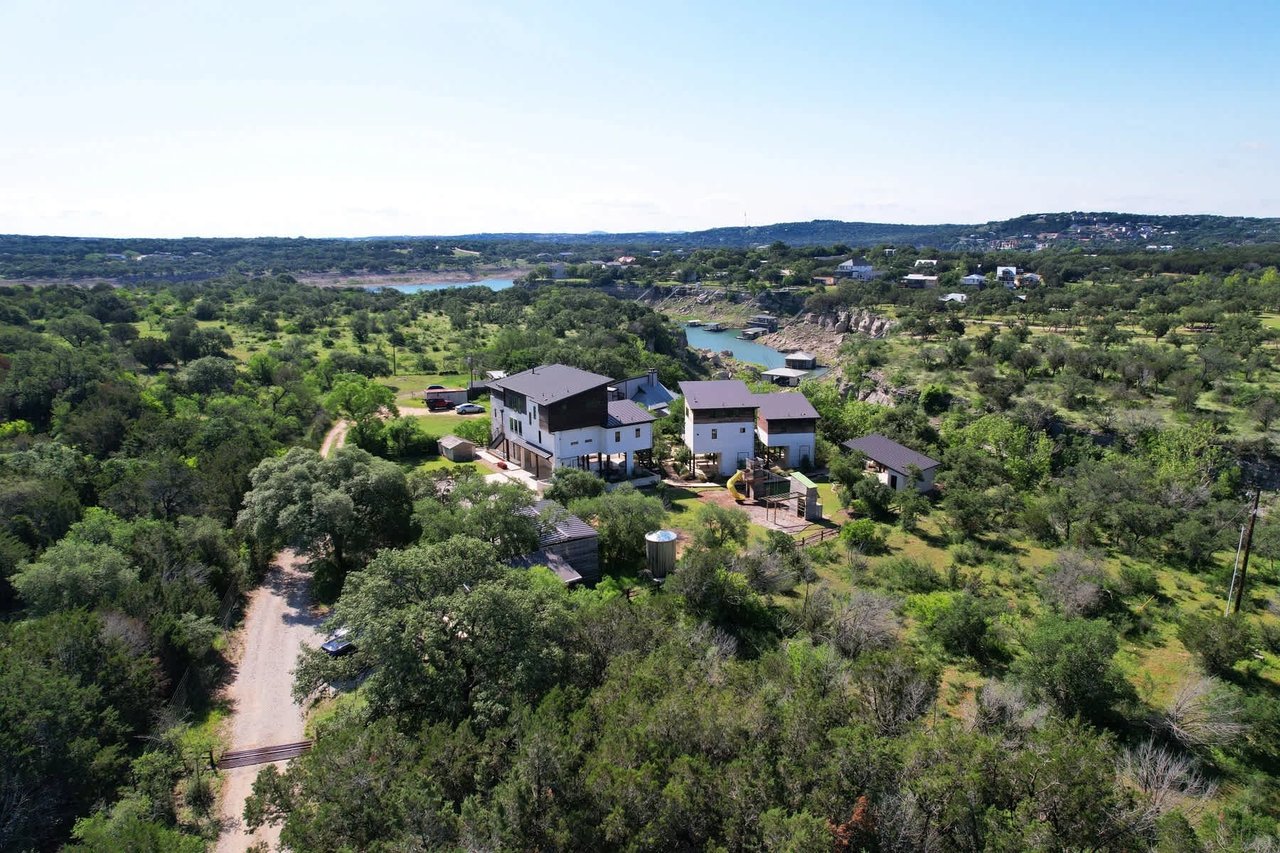 1907 Pace Bend