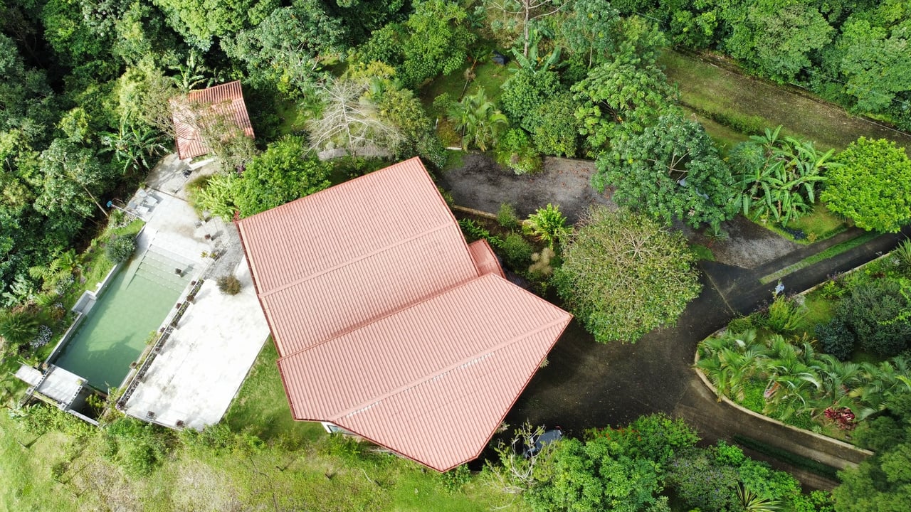 Luxury Lakefront Villa Guesthouse, Lake Arenal, Alajuela