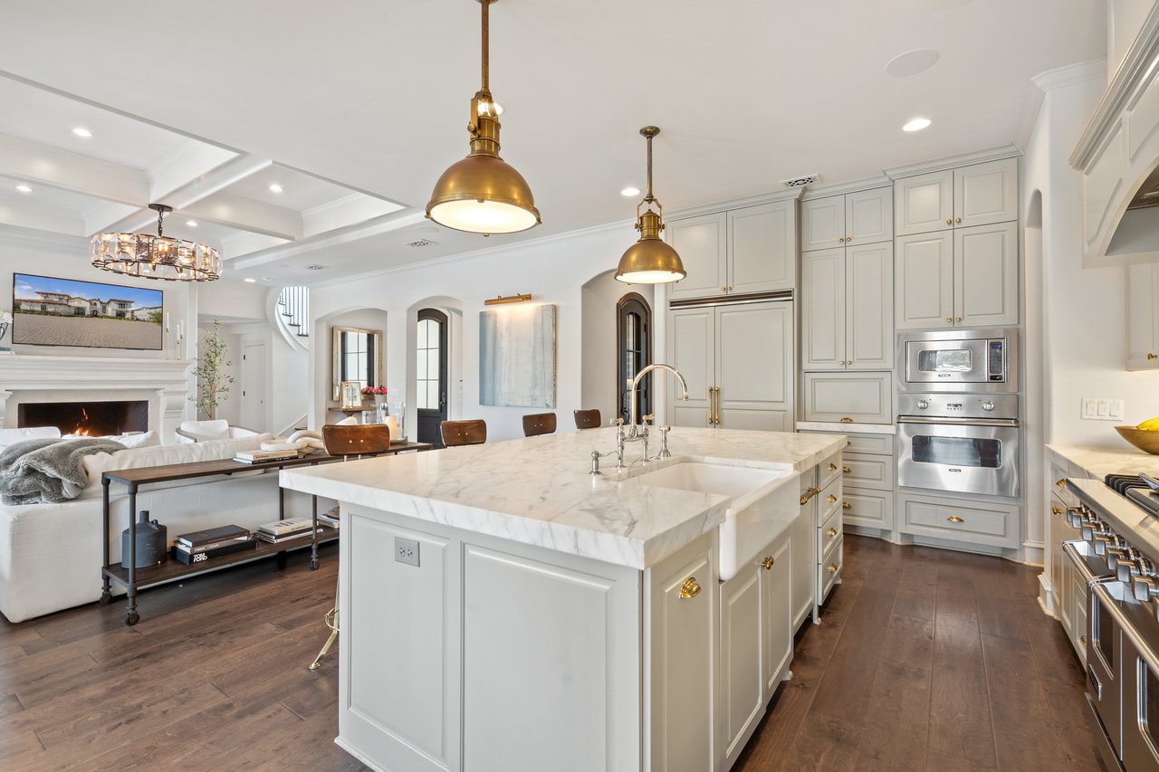 12917 Hacienda Ridge