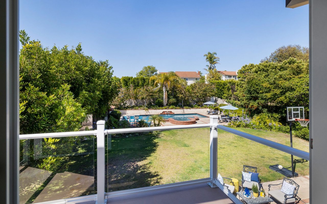16 Quarterhorse Lane