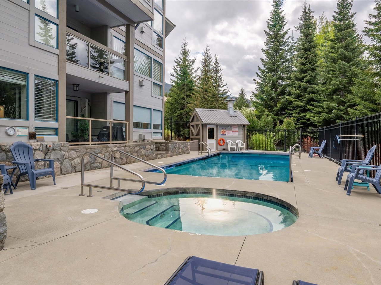 303/304-4905 Spearhead Pl