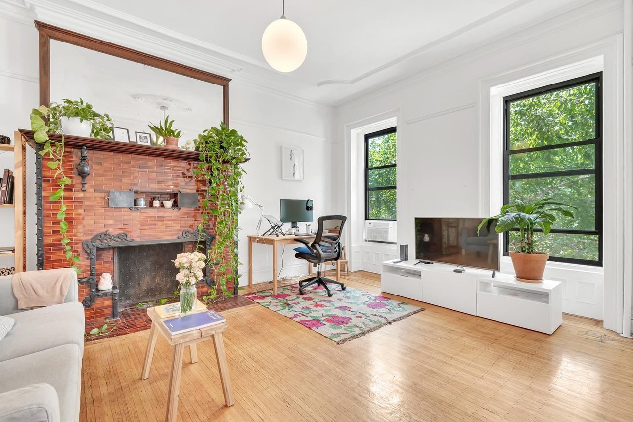 507 Clinton Ave, #2