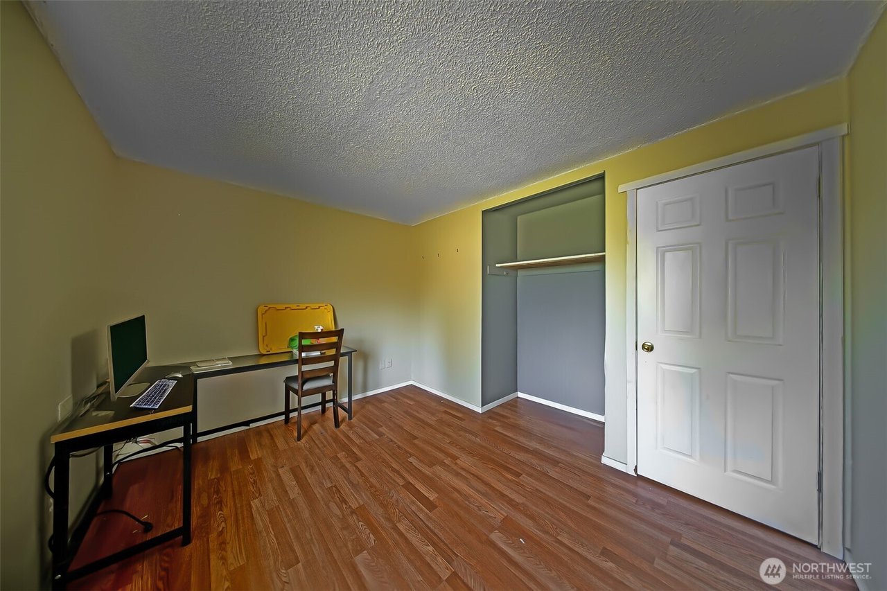513 E 78th Street, Tacoma