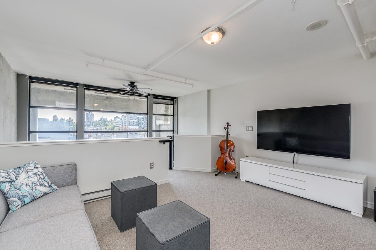 515-428 W 8th Ave