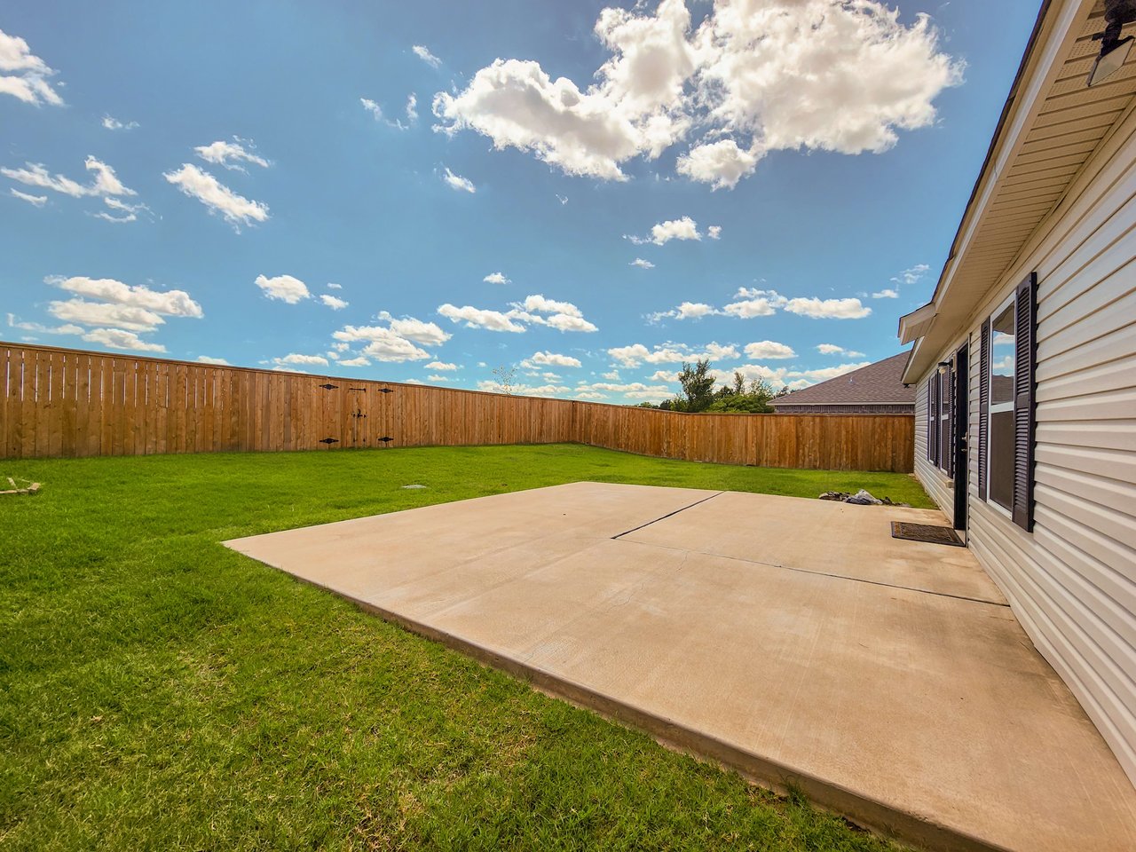 1937 Timberdale Dr