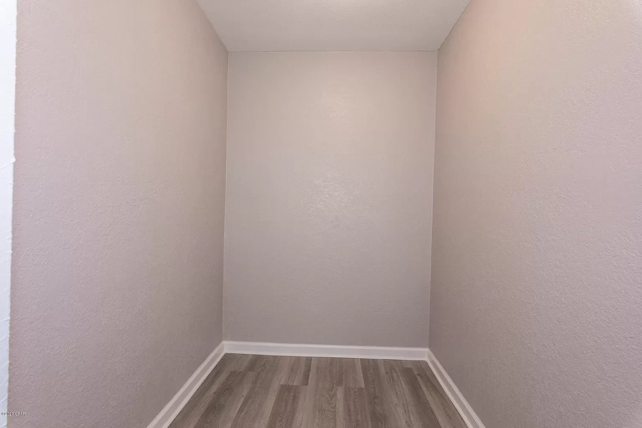 1025 W 19th Street Unit 15D