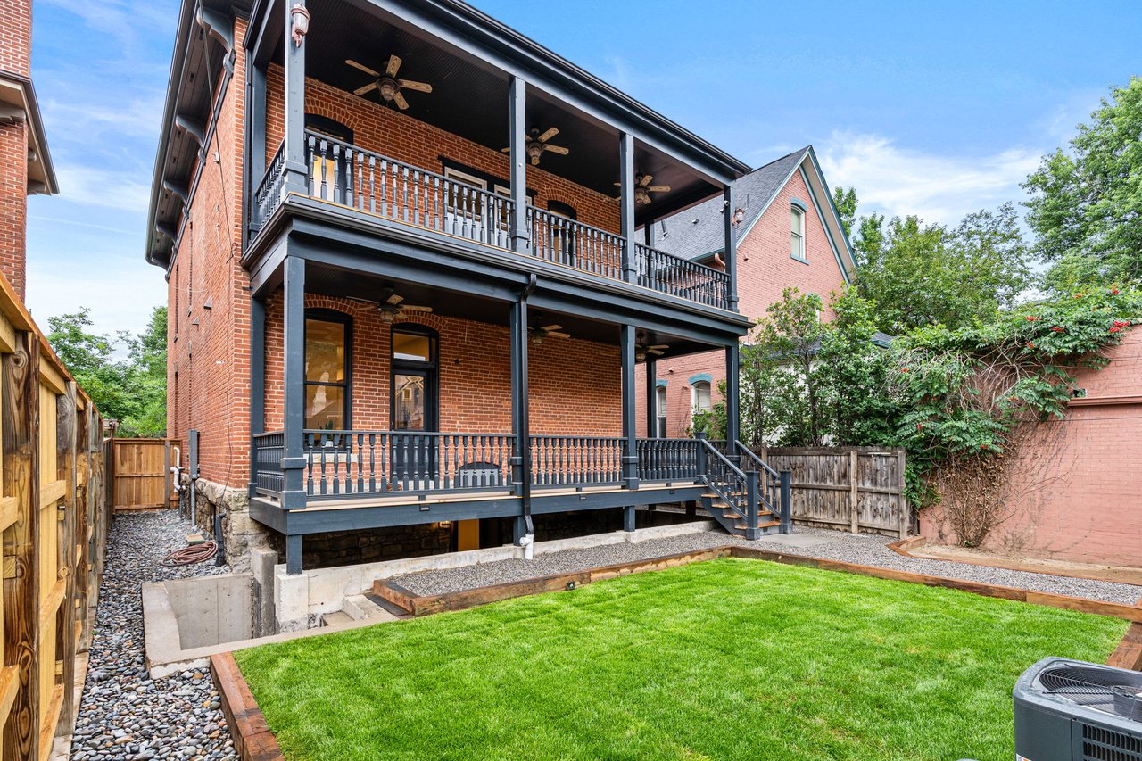 2127 Tremont Place
