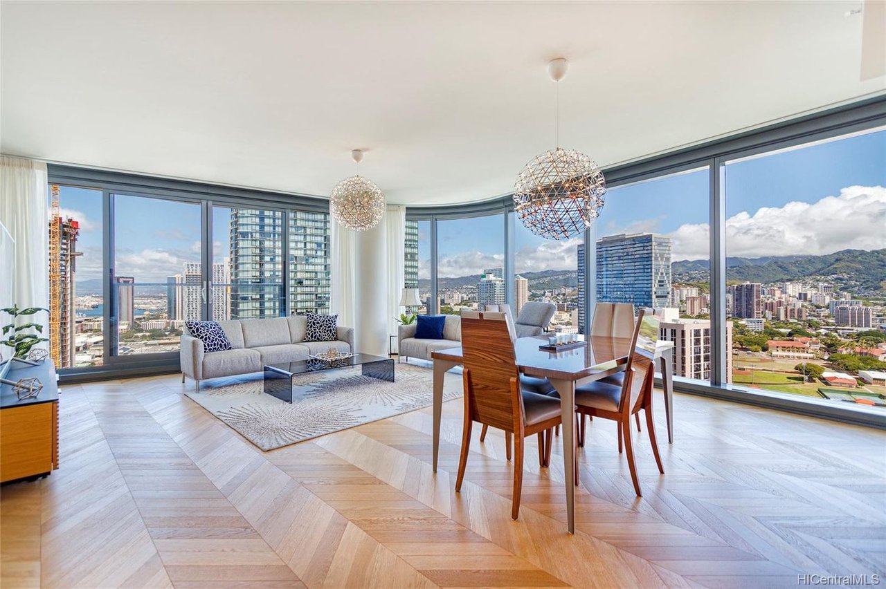 1108 Auahi St, #2707  