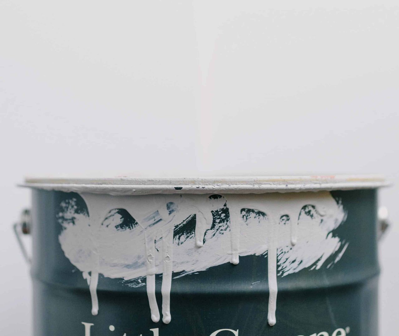 Choosing The Right Paint Colors To Showcase Your Home
