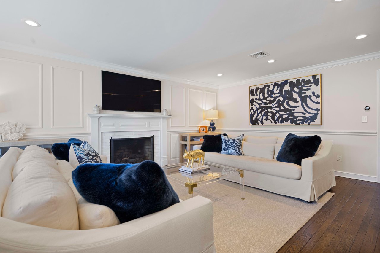 81 Coventry Lane, Fairfield - Private Exclusive