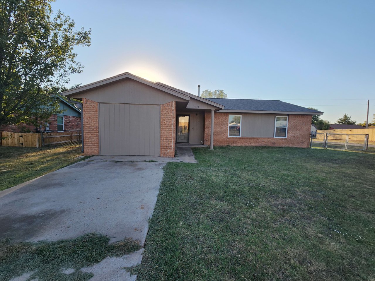 1518 Pecan Grove