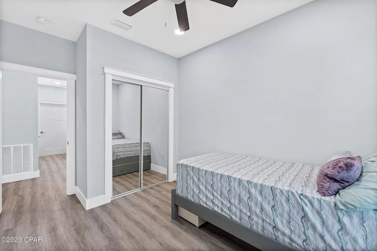 2226 Joan Avenue Unit 5