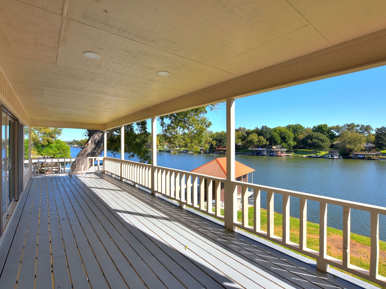 2642 Williams Lakeshore