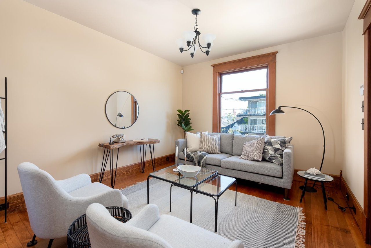 219 Manitoba St