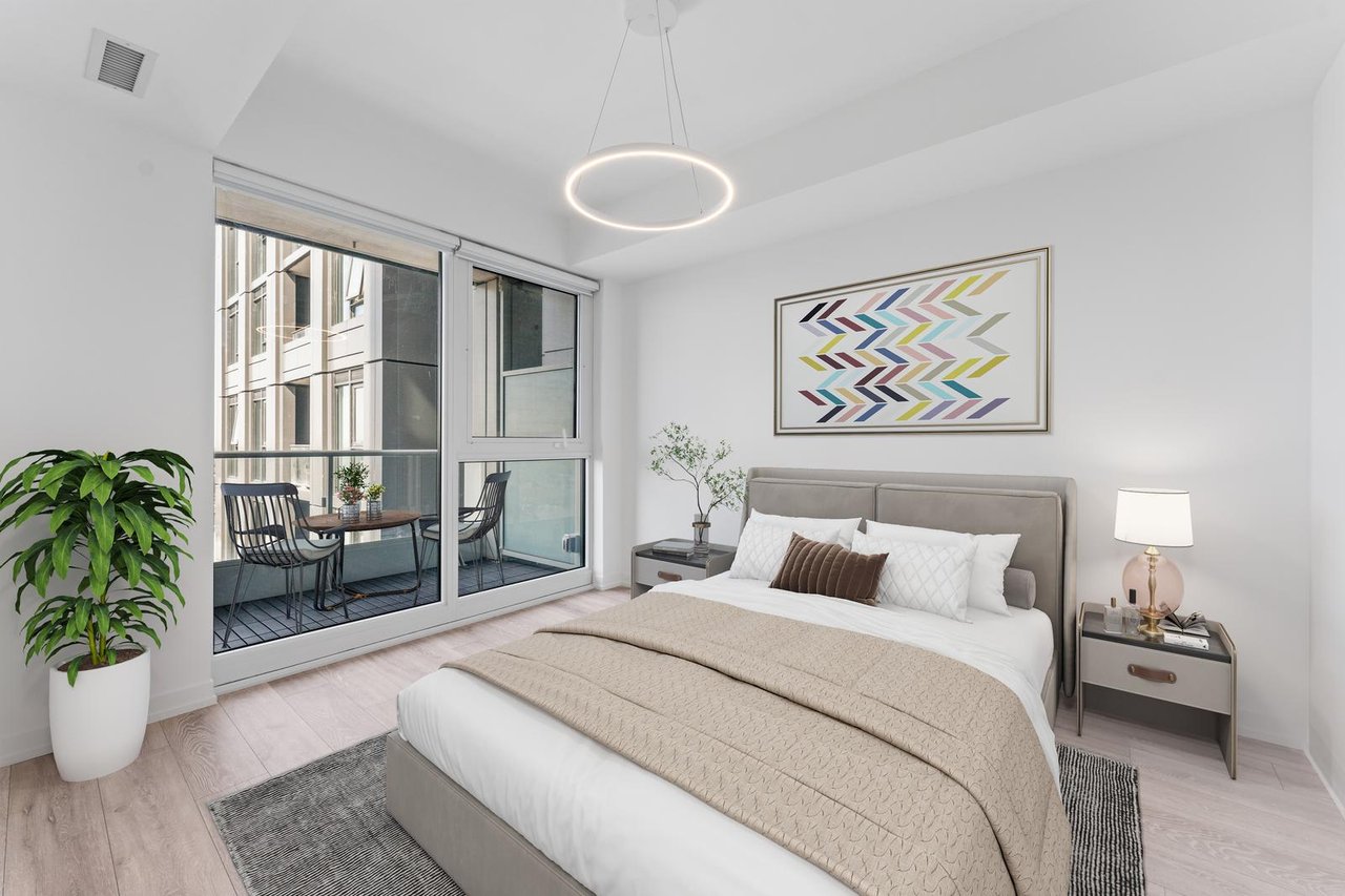 2020 Bathurst St Unit: 1121