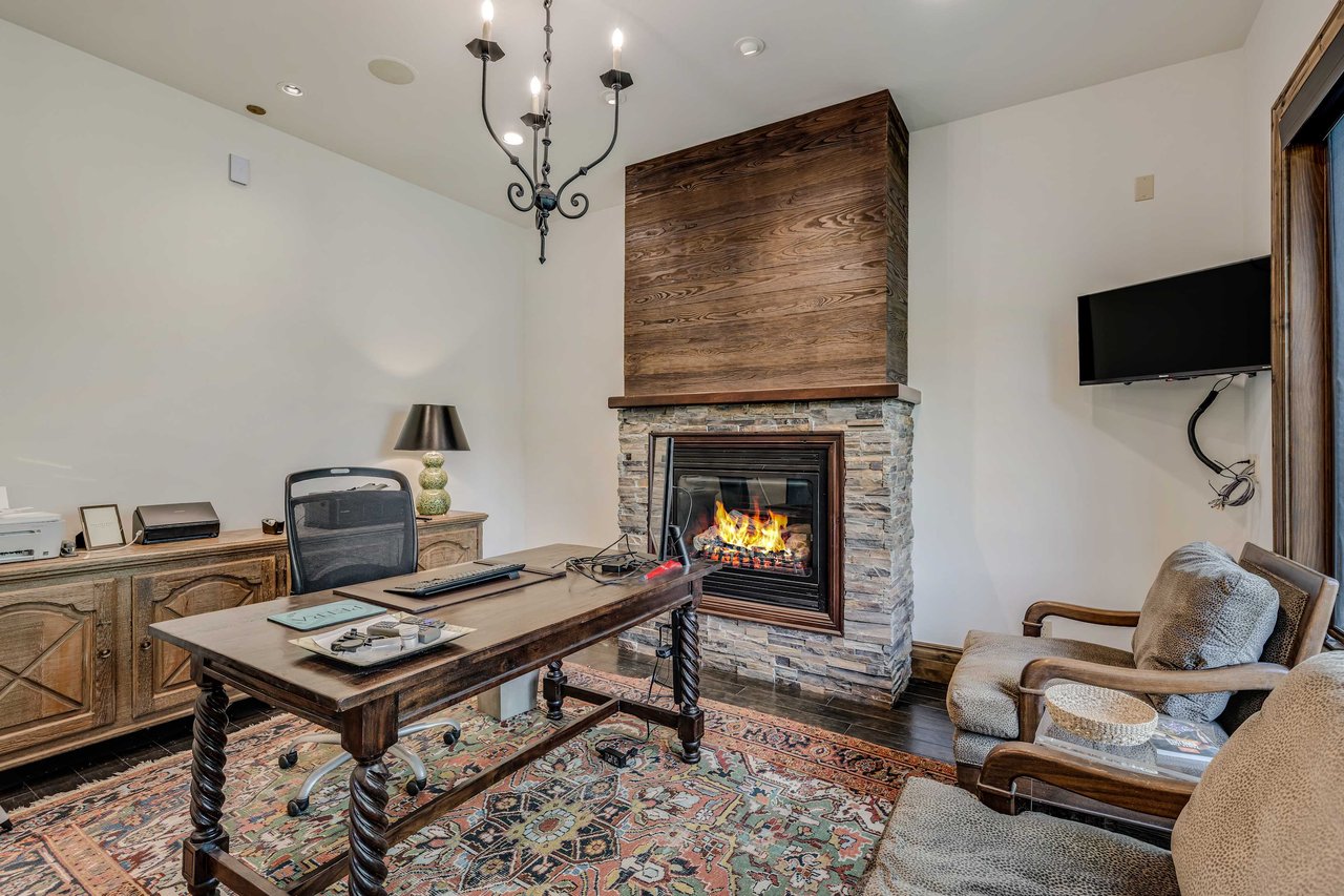 Fabulous Luxurious 5 Bedroom Home in Snowmass