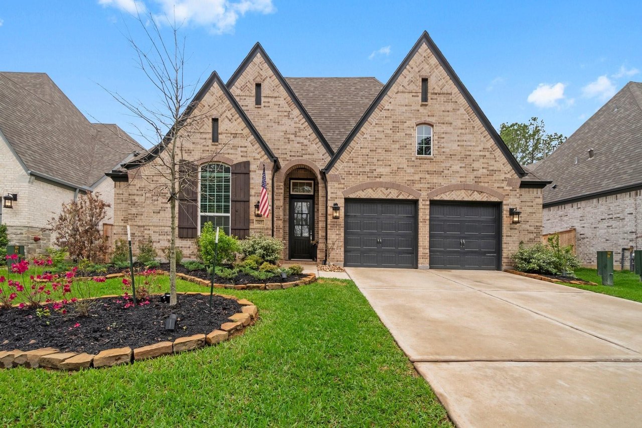 127 Everest Dr.