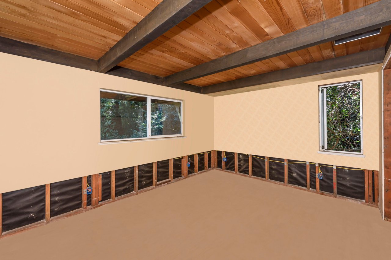 Enchanted and Serene Tree House Property- Represented Seller