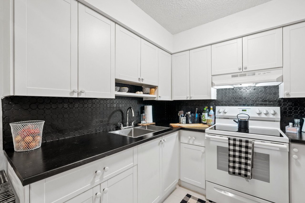 106-1948 Coquitlam Avenue, Port Coquitlam