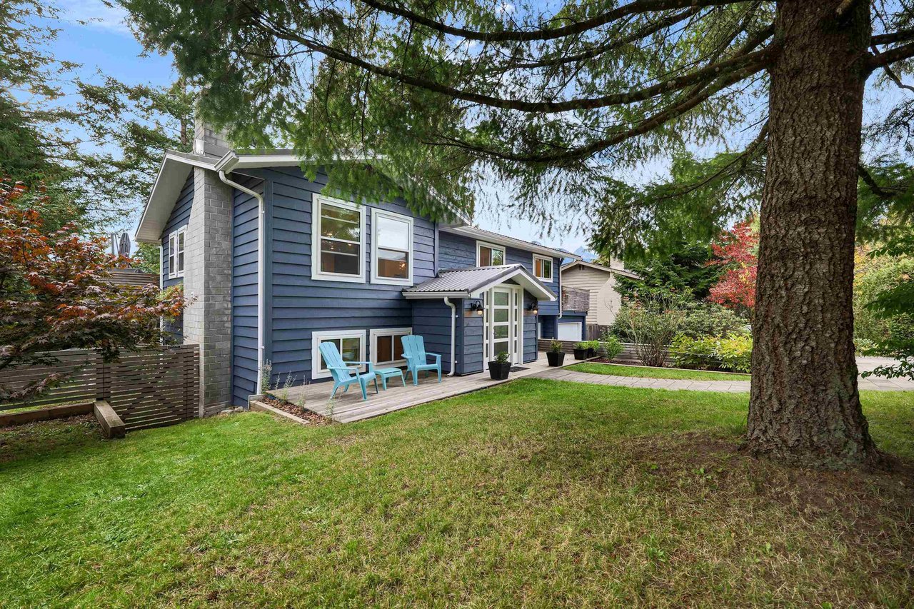 2554 Jura Cres