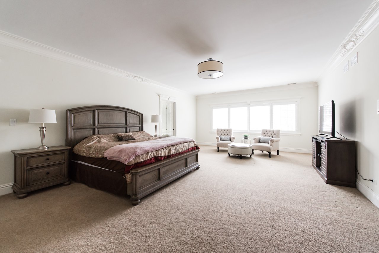 This Sophisticated Home Features A Commanding Presence 