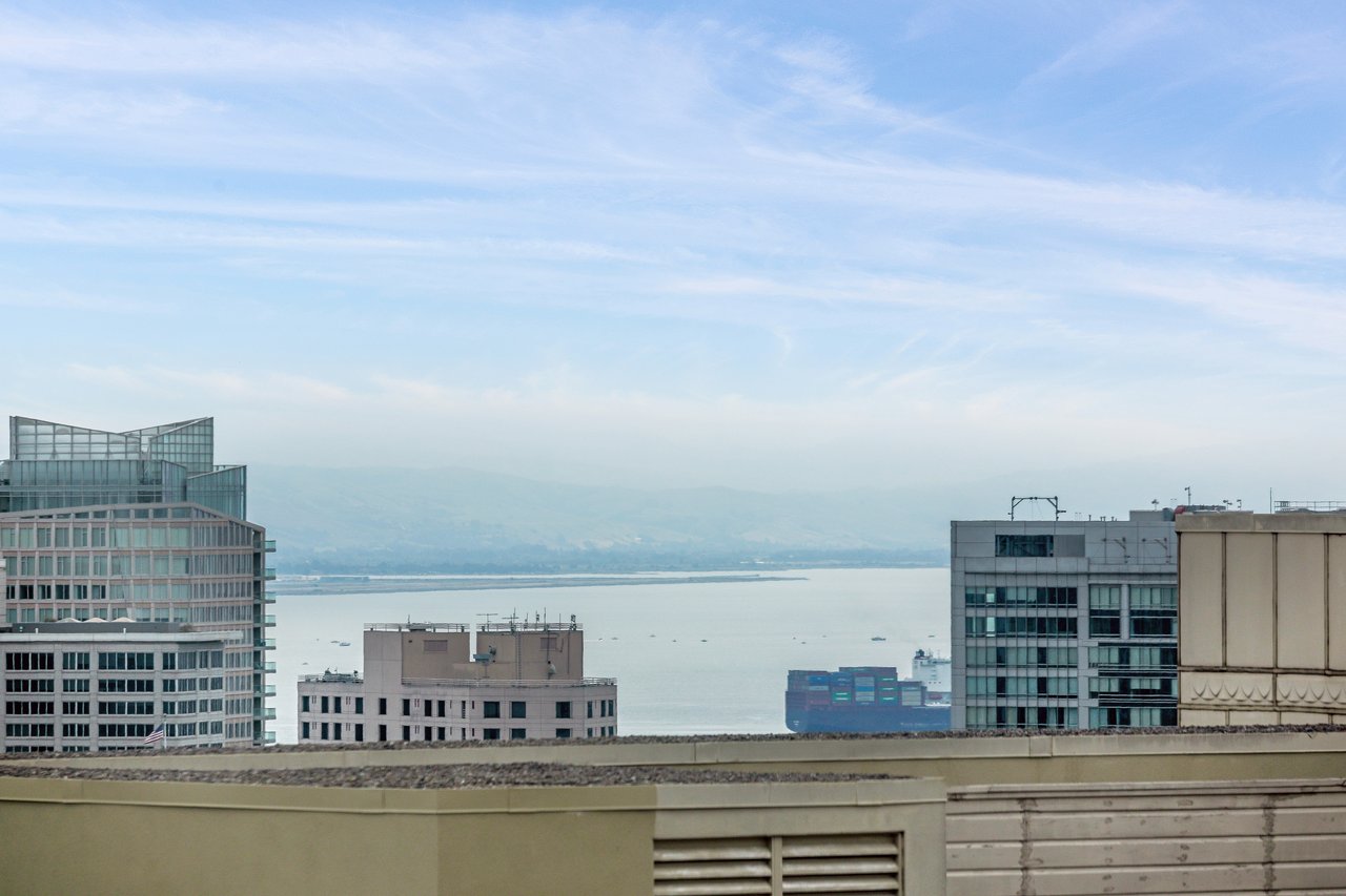 1200 California Street, #17-D