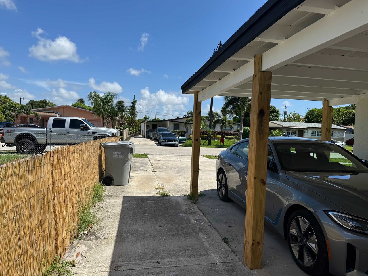 632 NW 19th St Pompano Beach FL-33060