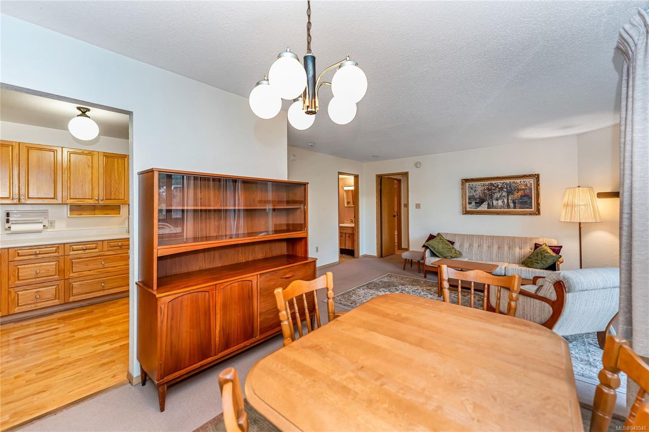 202-71 Gorge Rd