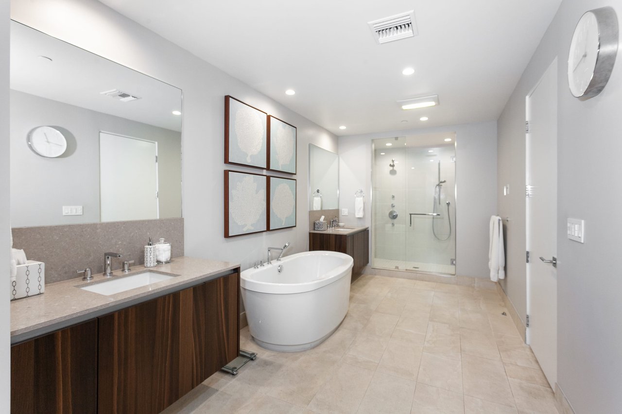 460 N Palm Drive Unit 106