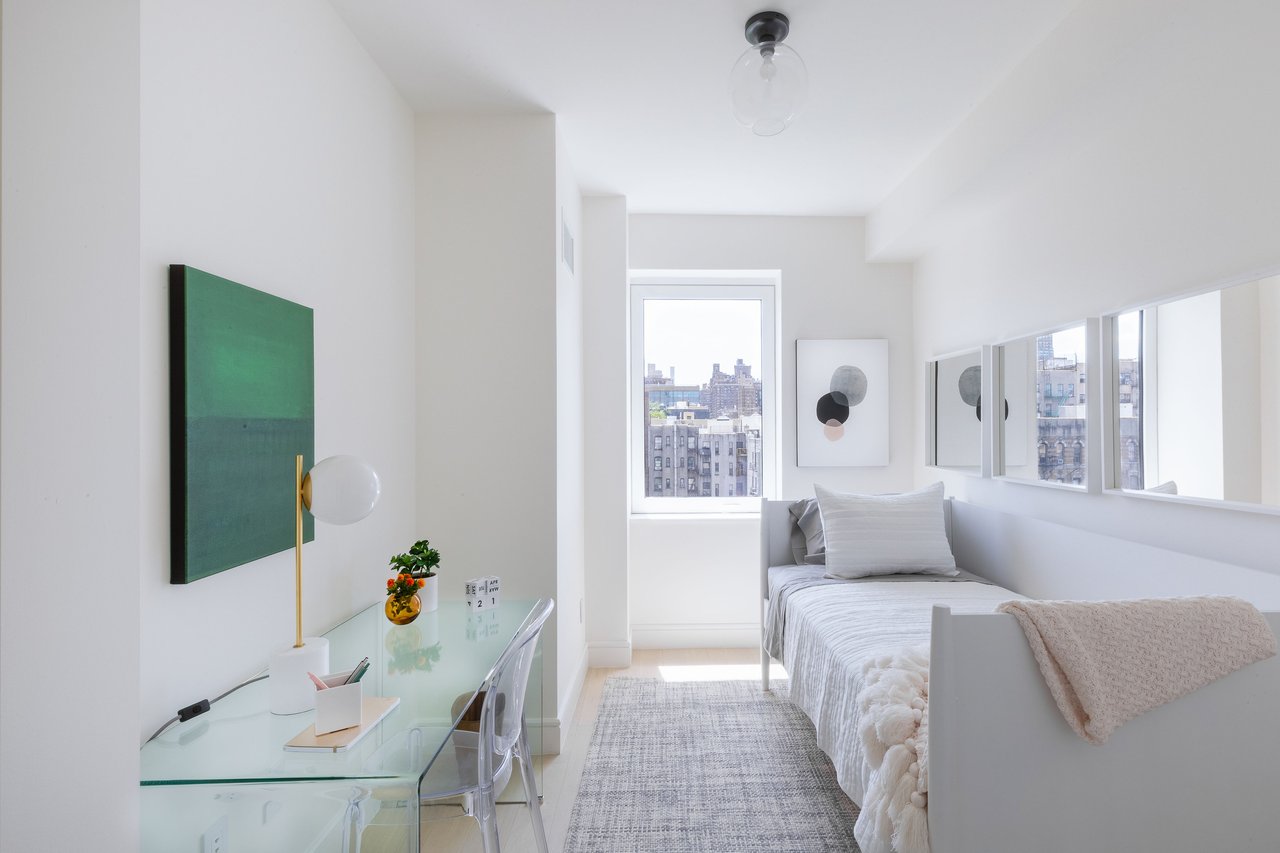 1399 Park Ave, Apt 20/21A