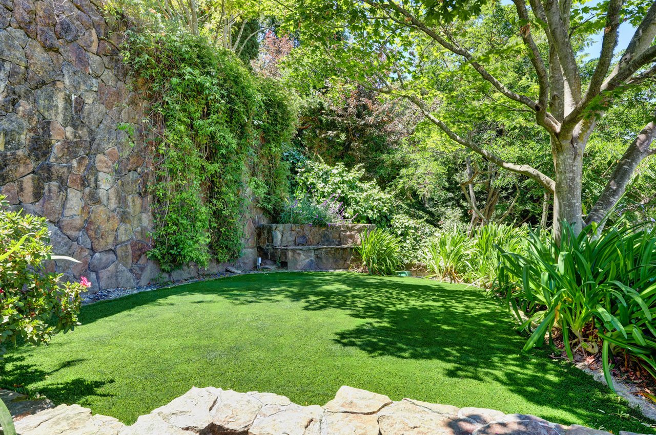 Iconic Belvedere View Estate