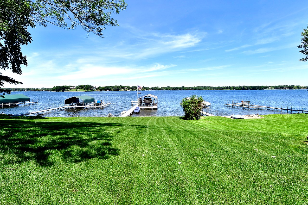 1928 Cottage Ln | Minnetonka Beach