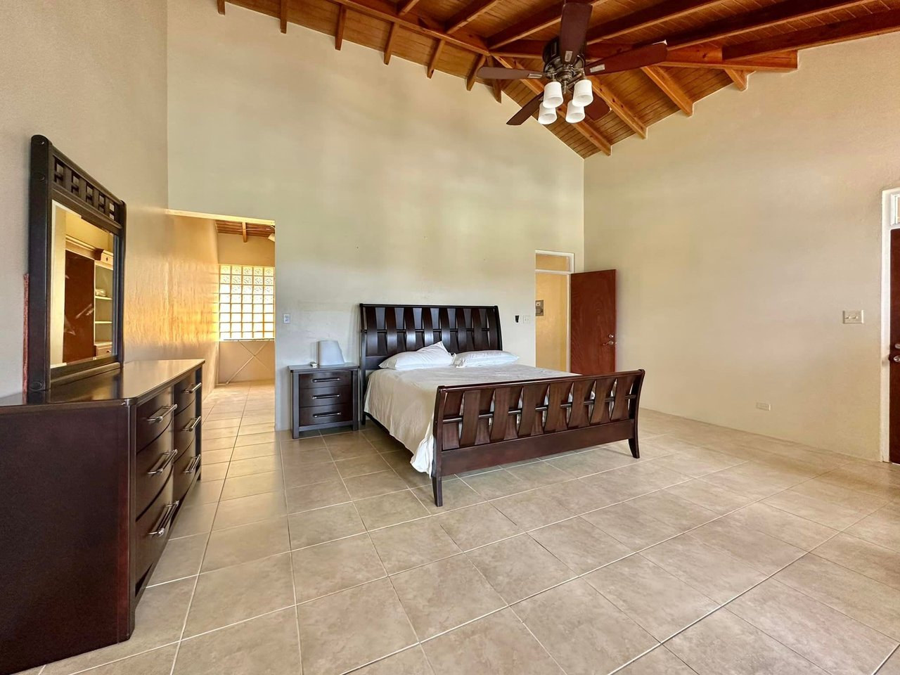 930  Threadfall 3 Bedroom Townhouse
