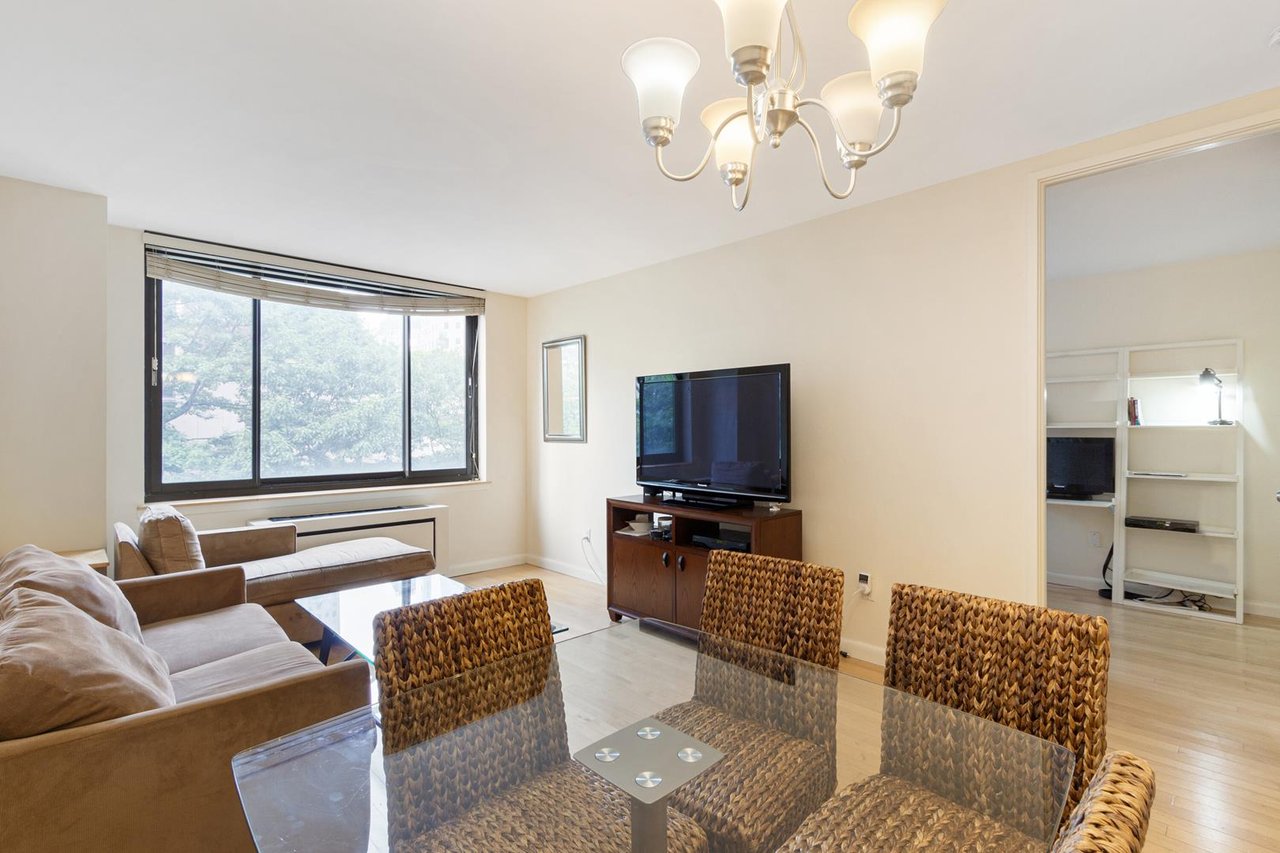 300 Albany Street, Apt 3-E