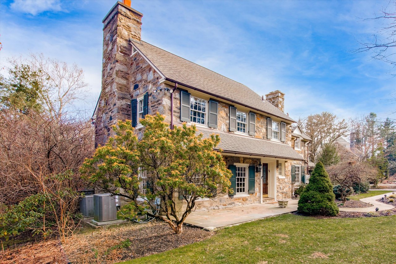 707 Hagys Ford Rd