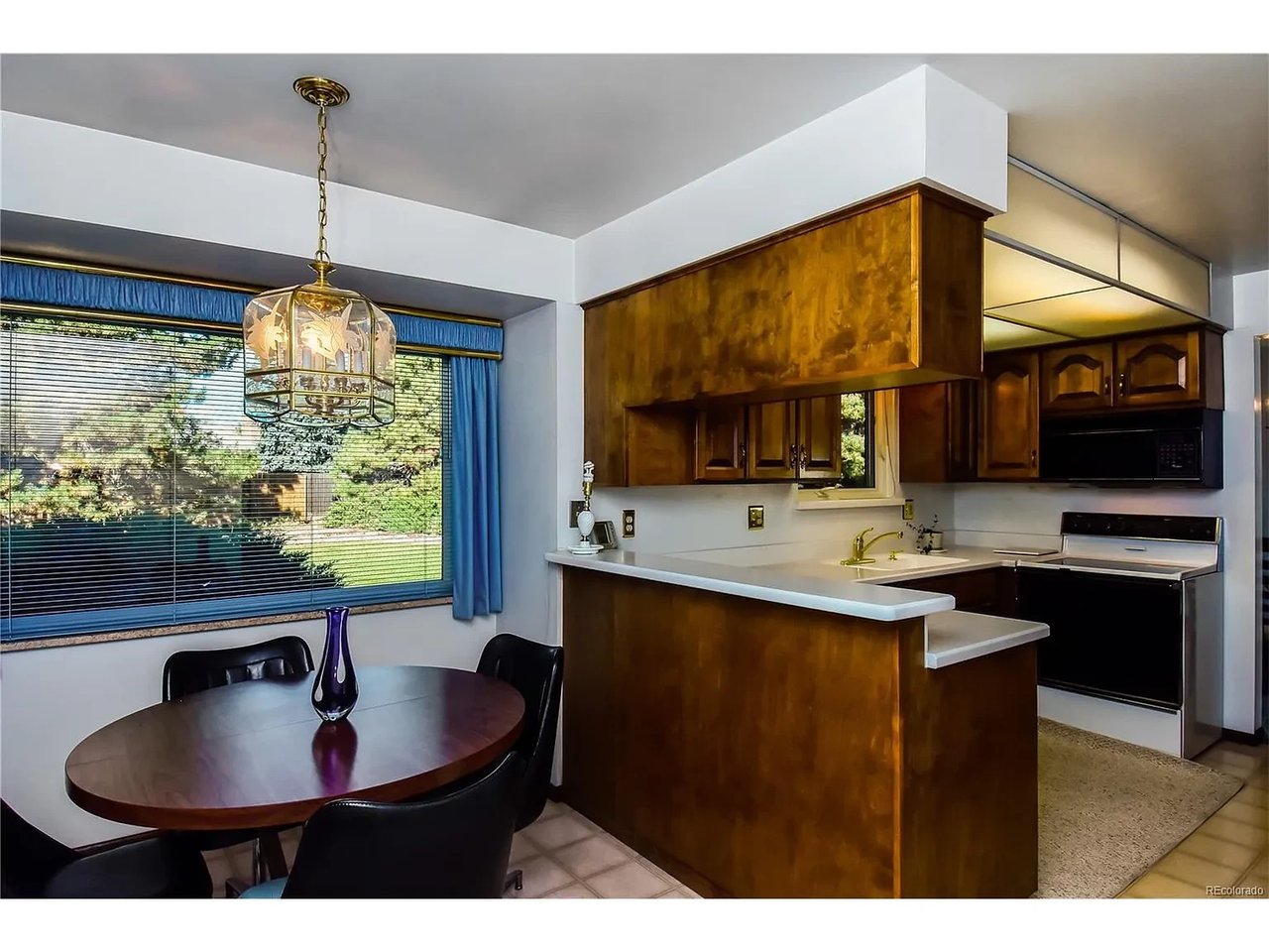 1555 S Kipling Ct