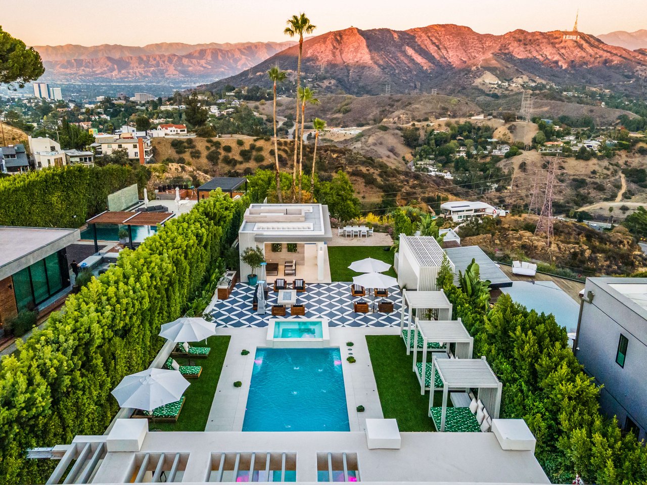 The Apex HH | 7115 Macapa Drive