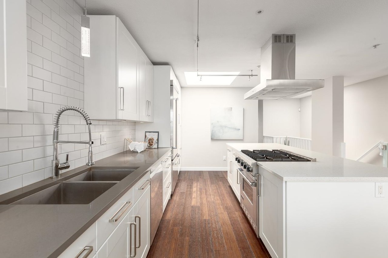 320-638 W 7th Avenue, Vancouver