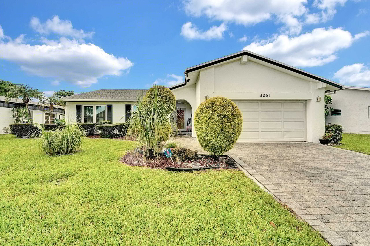 4801 Bayberry Lane