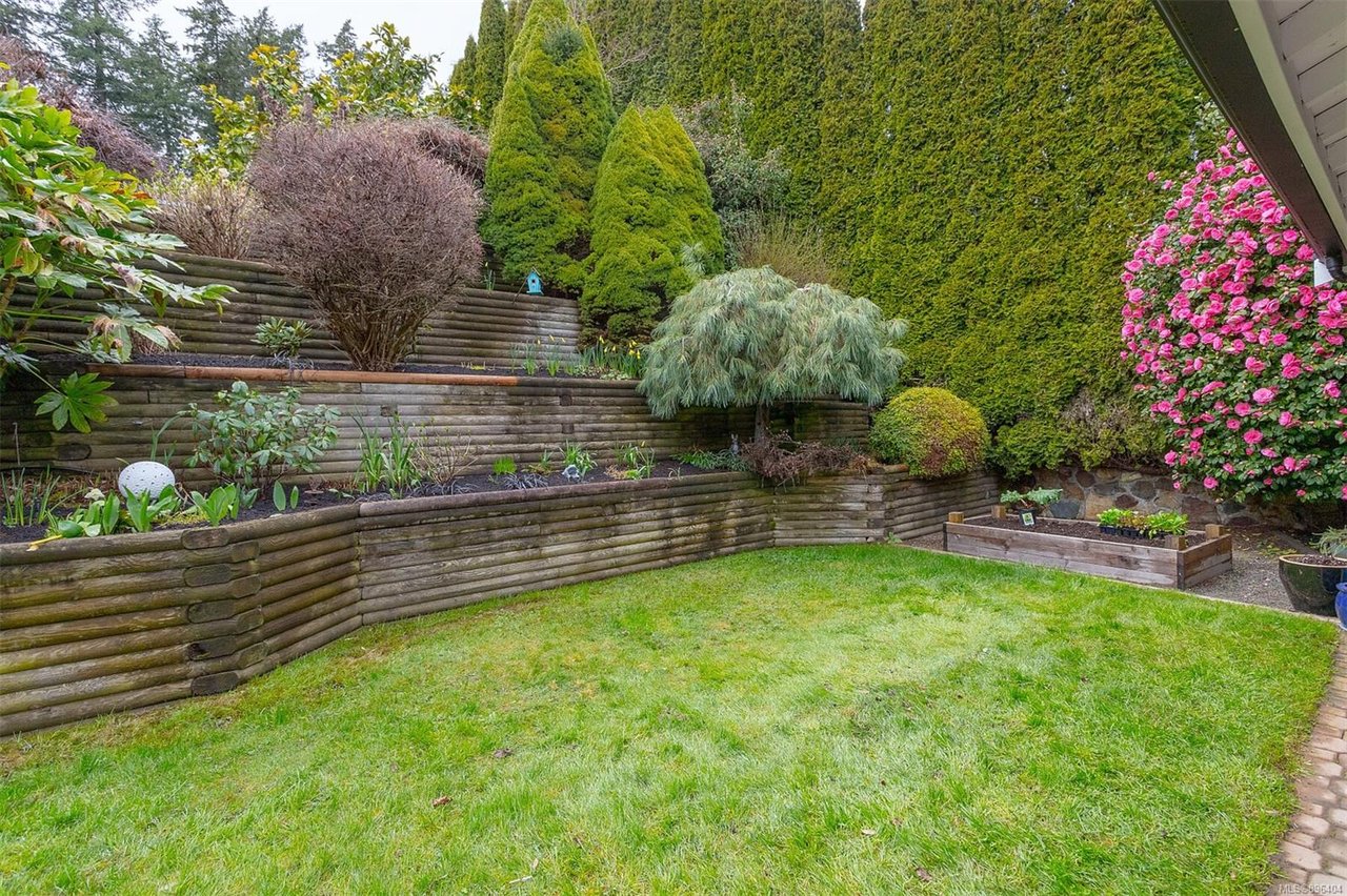7448 East Saanich Rd, Central Saanich