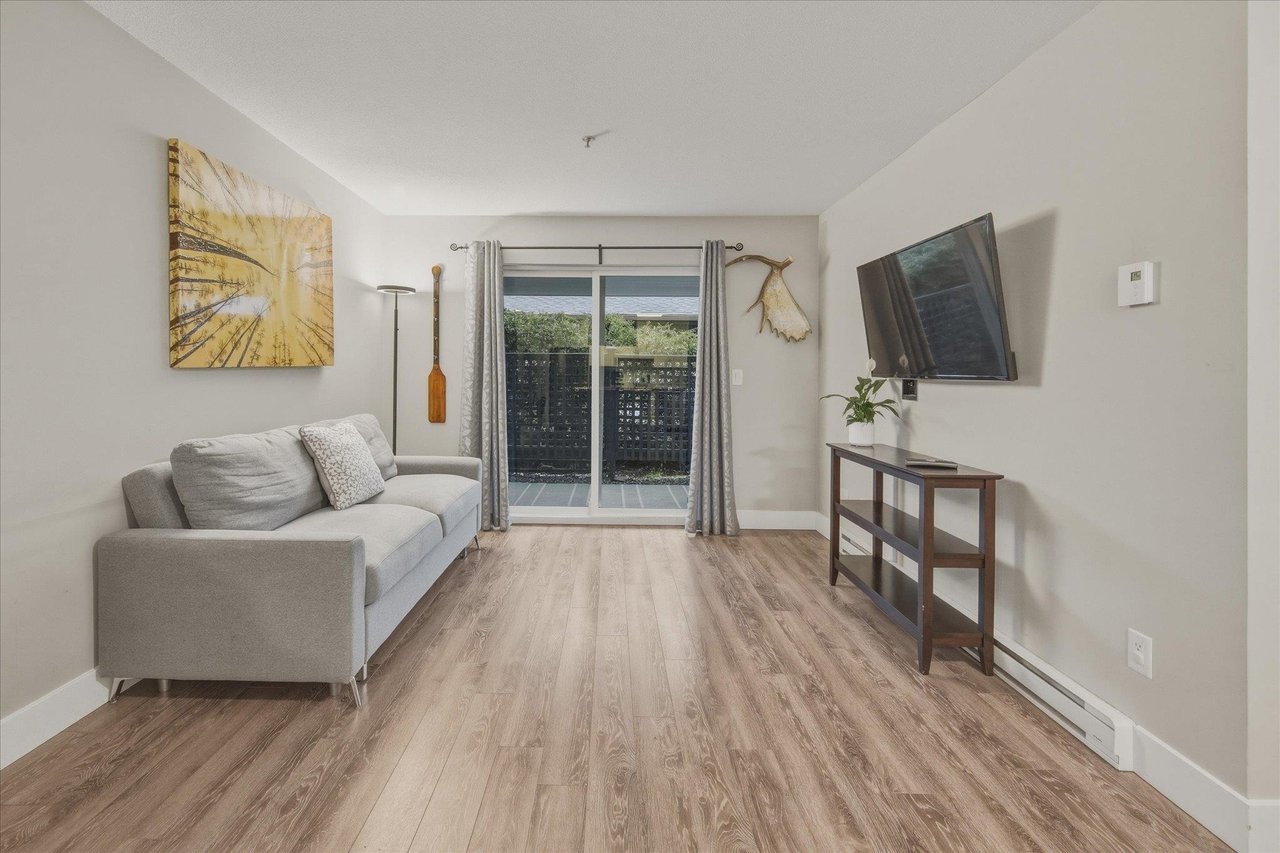 C102-40140 Willow Cres