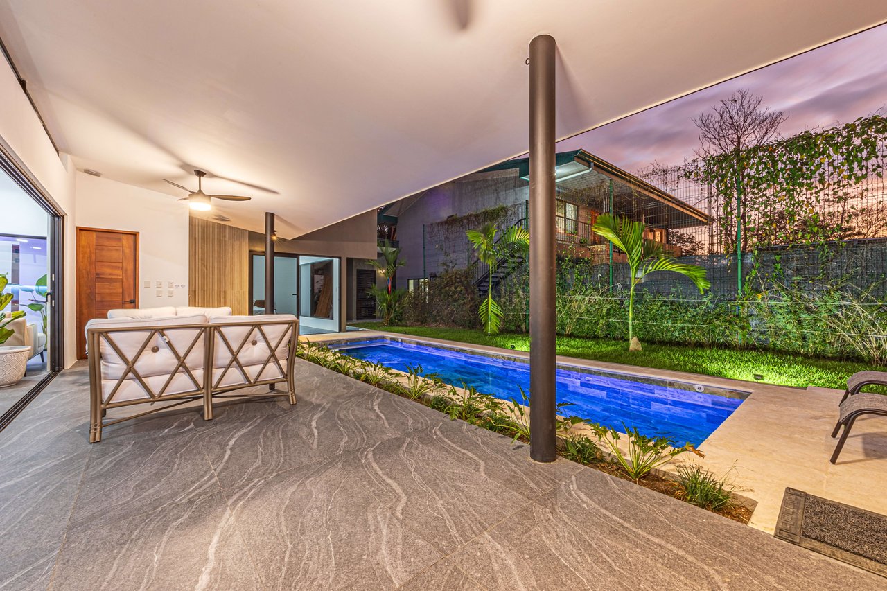 Stylish 3 bed, 3 bath Brand New  Villa in Uvita. 