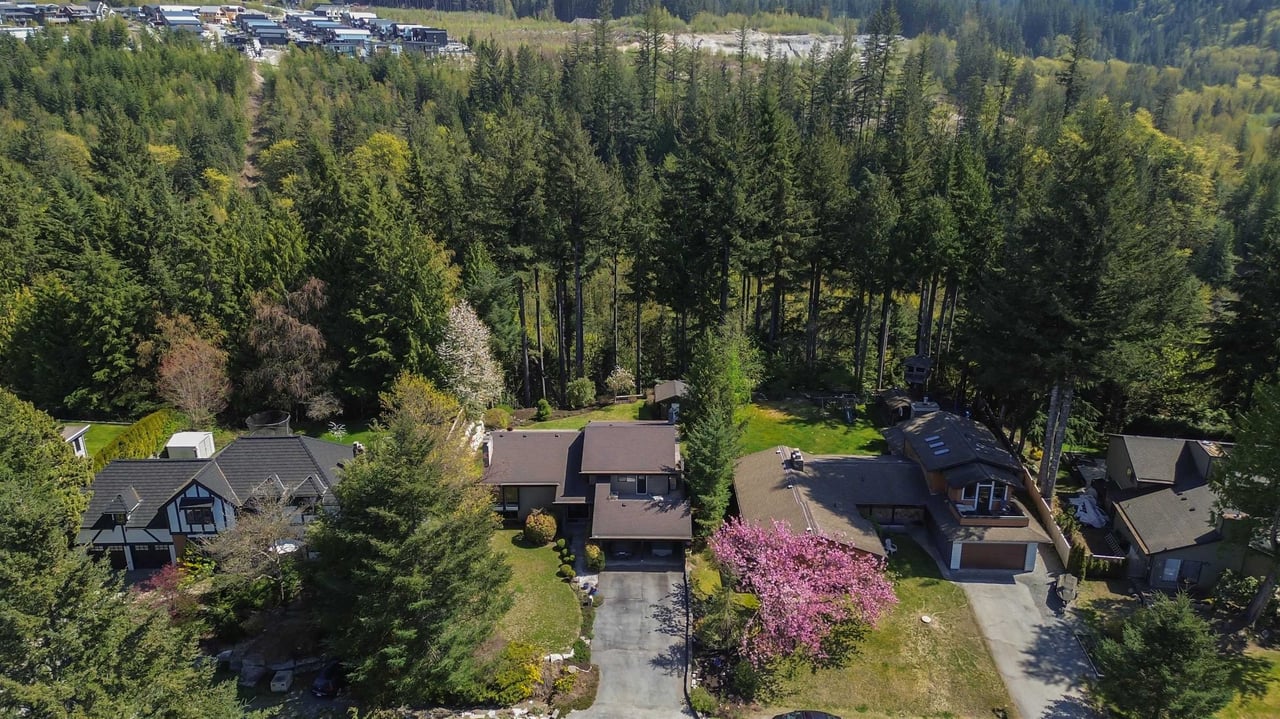40198 Kintyre Dr
